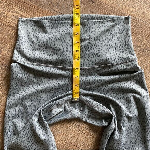 Lululemon Wunder Under Crop II Leggings Gray Dottie Dash 6 - Picture 7 of 12